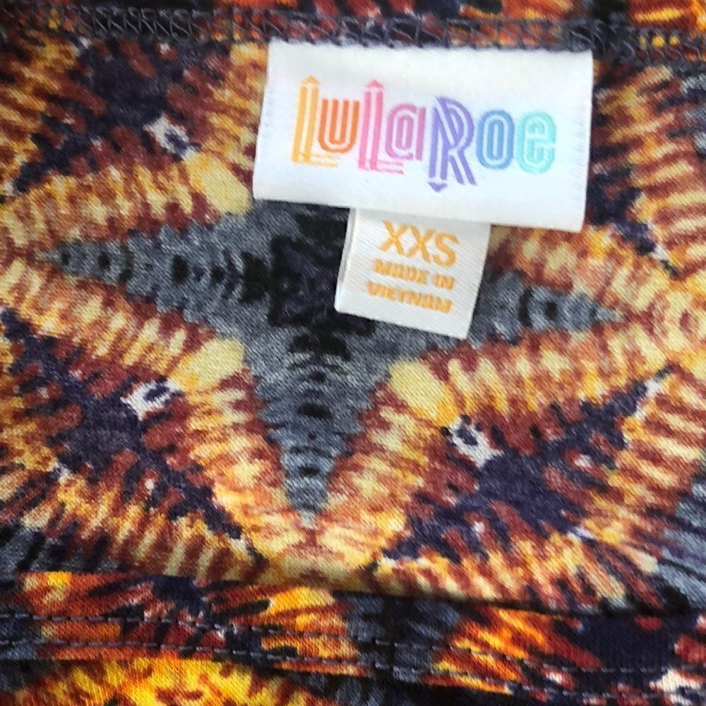 LuLaRoe Irma top - Picture 4 of 6